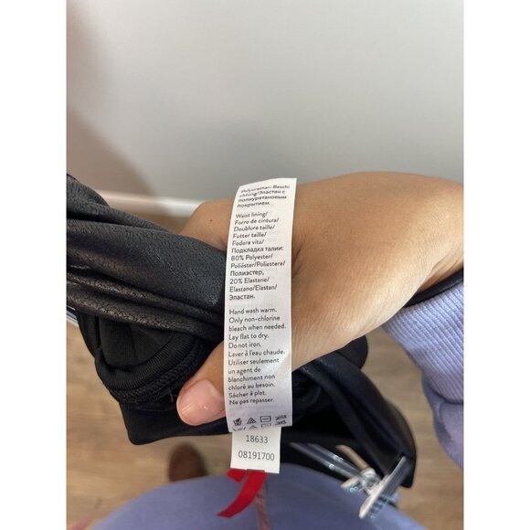 Spanx Faux Leather Leggings with Sequins Size Small Stretchy Pull On Black - Picture 6 of 10